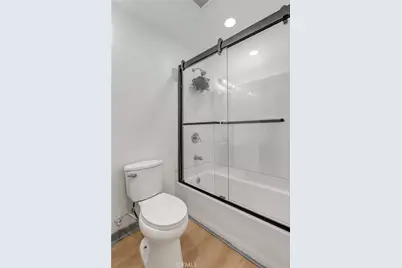 10621 Kalmia, Los Angeles, CA 90002 - Photo 16