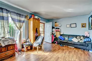 926 Spence, Los Angeles, CA 90023 - Photo 28