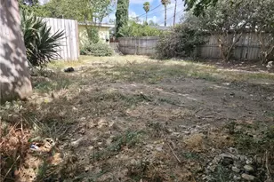 9060 Hemlock, Fontana, CA 92335 - Photo 10