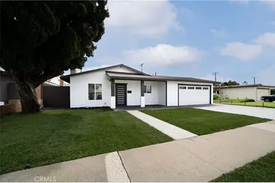 10232 Halawa, Huntington Beach, CA 92646 - Photo 2