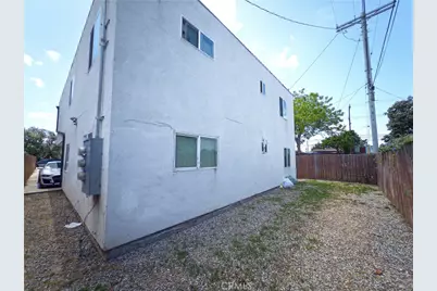 645 W 97th, Los Angeles, CA 90044 - Photo 16