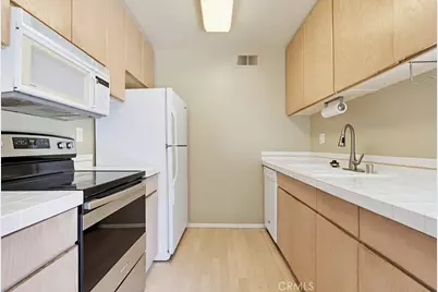 6028 Bixby Village Drive #96, Long Beach, CA 90803 - Photo 16
