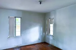 9432 S Hobart Blvd, Los Angeles, CA 90047 - Photo 12