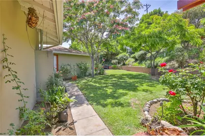 14537 Gandesa, La Mirada, CA 90638 - Photo 34