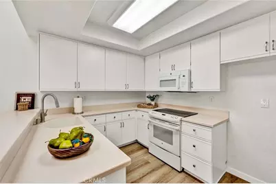 22 Aruba, Laguna Niguel, CA 92677 - Photo 4