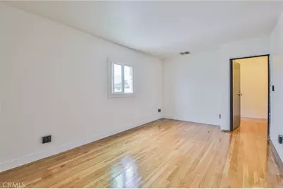5221 E Beverly Boulevard, Los Angeles, CA 90022 - Photo 20