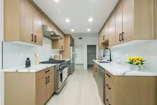 1944 Glendon, Los Angeles, CA 90025 - Photo 30