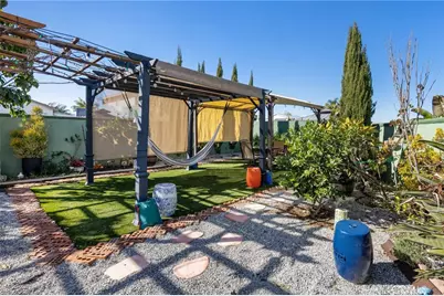 421 E 219th, Carson, CA 90745 - Photo 10