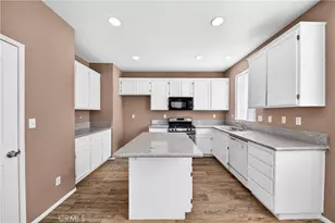 13889 Misty, Victorville, CA 92392 - Photo 16