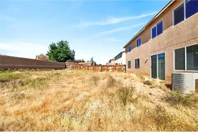13889 Misty, Victorville, CA 92392 - Photo 46