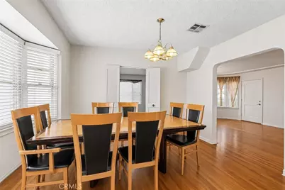 2209 Queensberry, Pasadena, CA 91104 - Photo 14