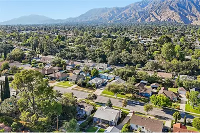2209 Queensberry, Pasadena, CA 91104 - Photo 32