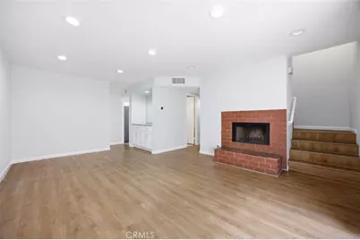 8927 Cedros Avenue #8, Panorama City, CA 91402 - Photo 2