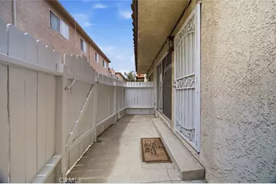 8927 Cedros Avenue #8, Panorama City, CA 91402 - Photo 24