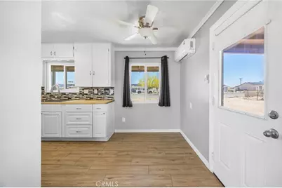 74401 Pinon, 29 Palms MCB, CA 92277 - Photo 6