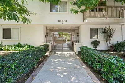 18601 Collins #D30, Tarzana, CA 91356 - Photo 1