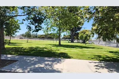 2298 Webster, Long Beach, CA 90810 - Photo 34