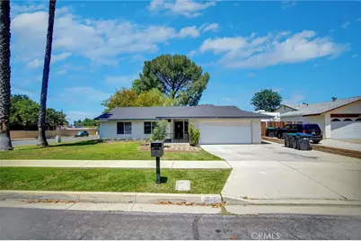 895 W Crestview, Corona, CA 92882 - Photo 4