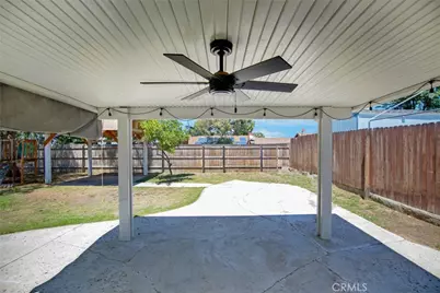 895 W Crestview, Corona, CA 92882 - Photo 18