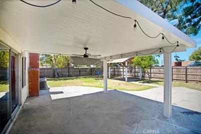 895 W Crestview, Corona, CA 92882 - Photo 8