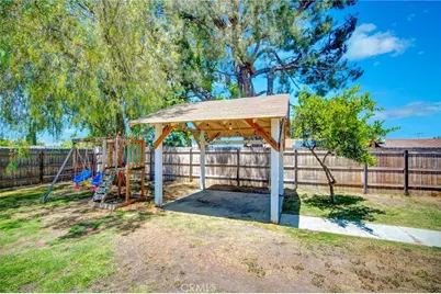895 W Crestview, Corona, CA 92882 - Photo 12