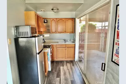 111 N Center, Redlands, CA 92373 - Photo 18