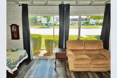 111 N Center, Redlands, CA 92373 - Photo 12