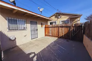 350 E S, Long Beach, CA 90805 - Photo 2