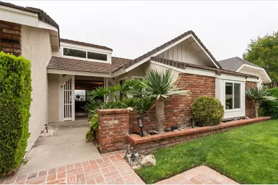 6003 E Yorktown Circle, Orange, CA 92869 - Photo 2