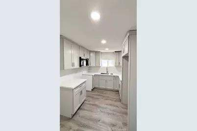 1320 E 48th, Los Angeles, CA 90011 - Photo 2