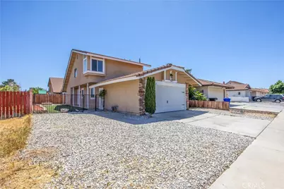12177 Pluto, Victorville, CA 92392 - Photo 2