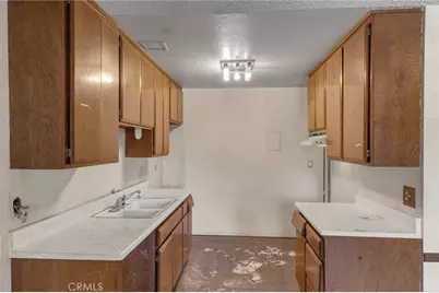 17574 Vandenberg #11, Tustin, CA 92780 - Photo 14