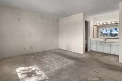 17574 Vandenberg #11, Tustin, CA 92780 - Photo 24