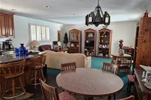 338 E Blossom Pl, Brea, CA 92821 - Photo 14