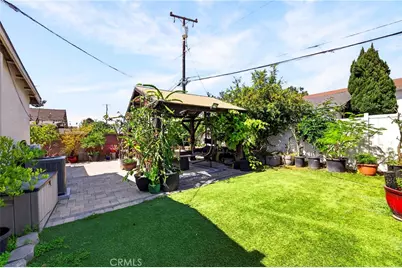 21017 Violeta Avenue, Lakewood, CA 90715 - Photo 16