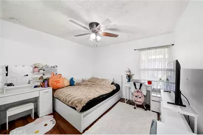 21017 Violeta Avenue, Lakewood, CA 90715 - Photo 12