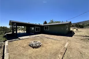 625 Tamarack Rd, Pinon Hills, CA 92372 - Photo 2
