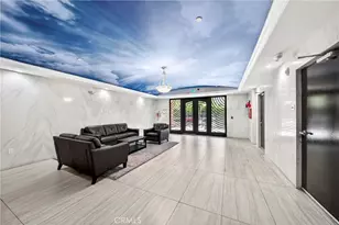 944 S Serrano Ave, Los Angeles, CA 90006 - Photo 38