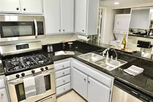 1903 Temple Ave, Signal Hill, CA 90755 - Photo 10