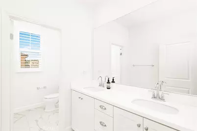 80 Meander, Irvine, CA 92620 - Photo 30