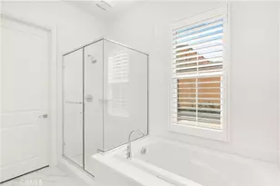 80 Meander, Irvine, CA 92620 - Photo 28