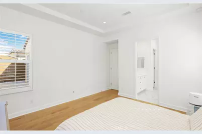 80 Meander, Irvine, CA 92620 - Photo 18