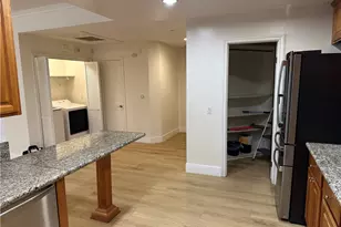 722 S Oxford Ave, Los Angeles, CA 90005 - Photo 12