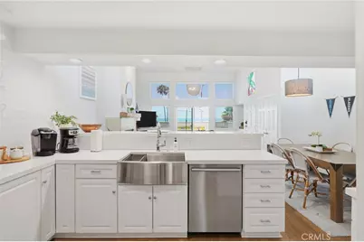 2202 W Oceanfront, Newport Beach, CA 92663 - Photo 4