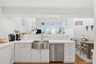 2202 W Oceanfront, Newport Beach, CA 92663 - Photo 4