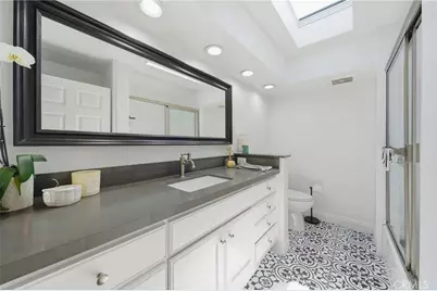 2202 W Oceanfront, Newport Beach, CA 92663 - Photo 12