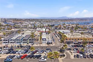 2202 W Oceanfront, Newport Beach, CA 92663 - Photo 16