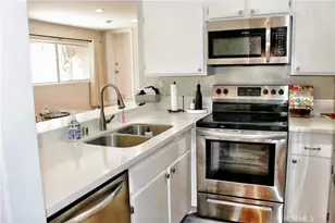 1049 W Pine, Upland, CA 91786 - Photo 4