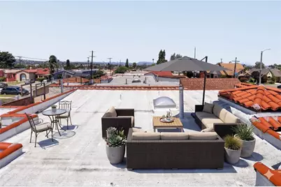 7607 8th Avenue, Los Angeles, CA 90043 - Photo 20