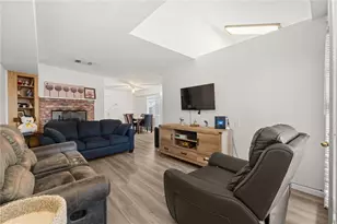7648 Lily Mar Ln, Antelope, CA 95843 - Photo 4